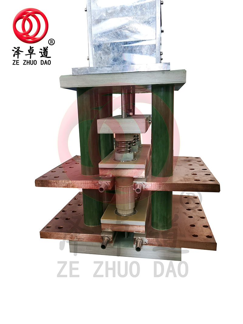 換爐開關——一種電動快速切換開關