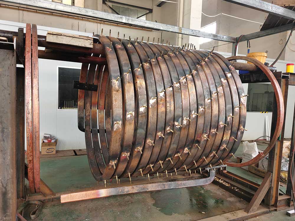 中頻爐感應(yīng)線圈漏水怎么解決