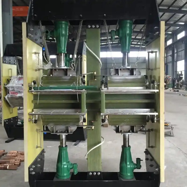 中頻爐換爐開關的常見類型